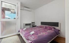 Private Room Center-2 Persons New